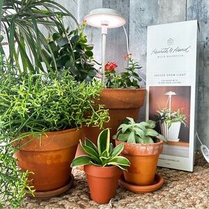 🌴Hearth & Hand Indoor Grow Plant Light with Dimmer